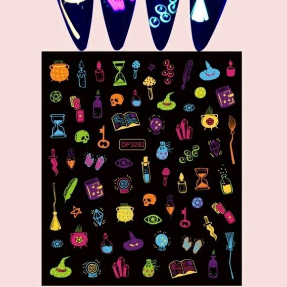 Nails and sticker glow in the dark bundle - Picture 2 of 3